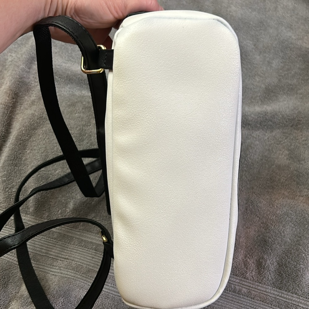 Hedwig Mini Backpackk - Picture 8 of 8